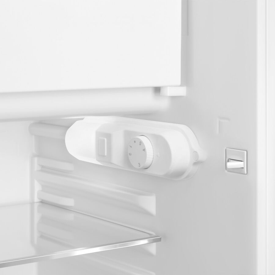 Холодильник SMEG FAB10LOR6 отдельностоящий, стиль 50-х, однокамерный, внутренняя морозильная камера, объем 122л, стандартный компрессор