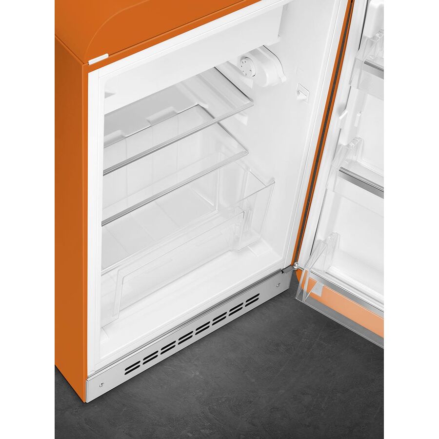 Холодильник SMEG FAB10ROR6 отдельностоящий, стиль 50-х, однокамерный, внутренняя морозильная камера, объем 122л, стандартный компрессор