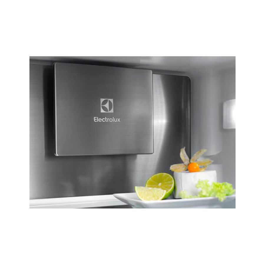 Встраиваемый холодильник Electrolux ENC8MD19S