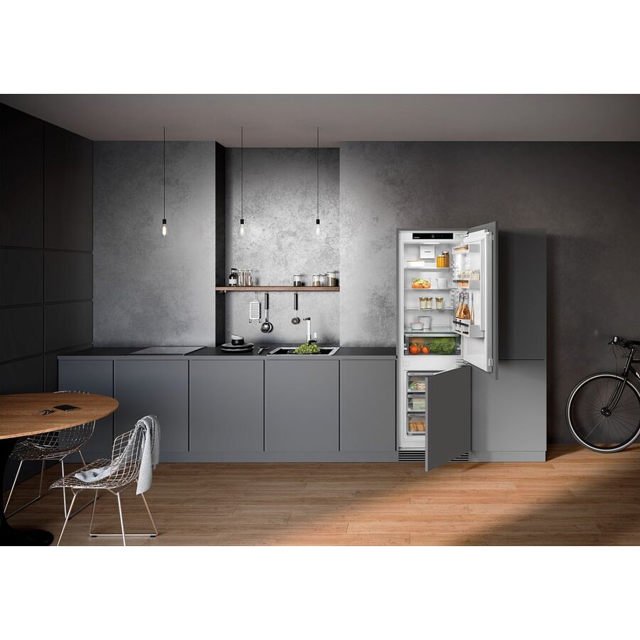 Встраиваемый холодильник Liebherr ICNd 5103-22 001 NoFrost белый