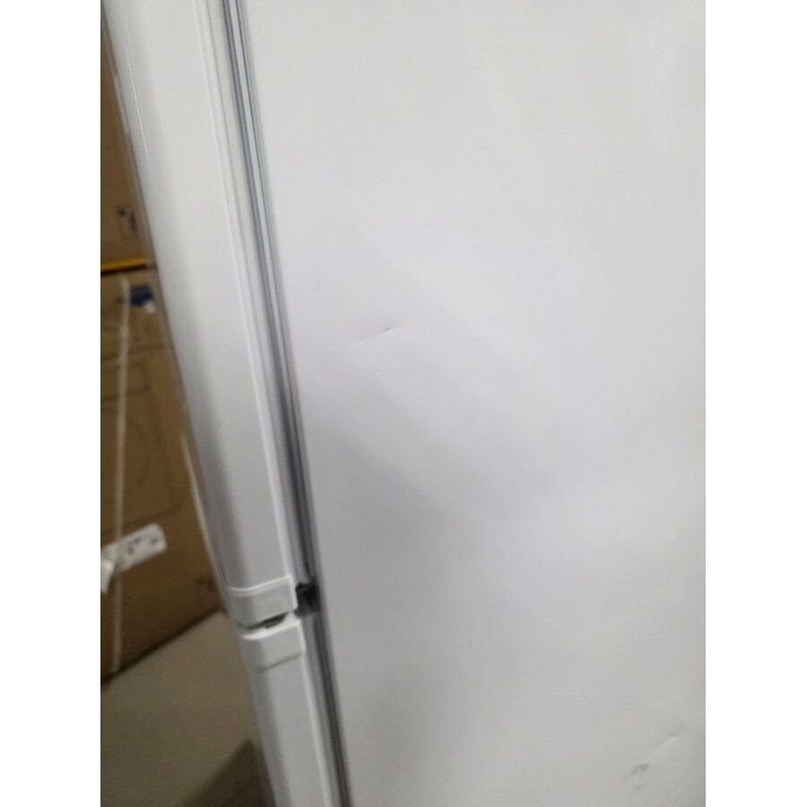 УЦ Холодильник Indesit ES 16 A белый (плохая упаковка, бу, нет документации, перезапуск компрессора )