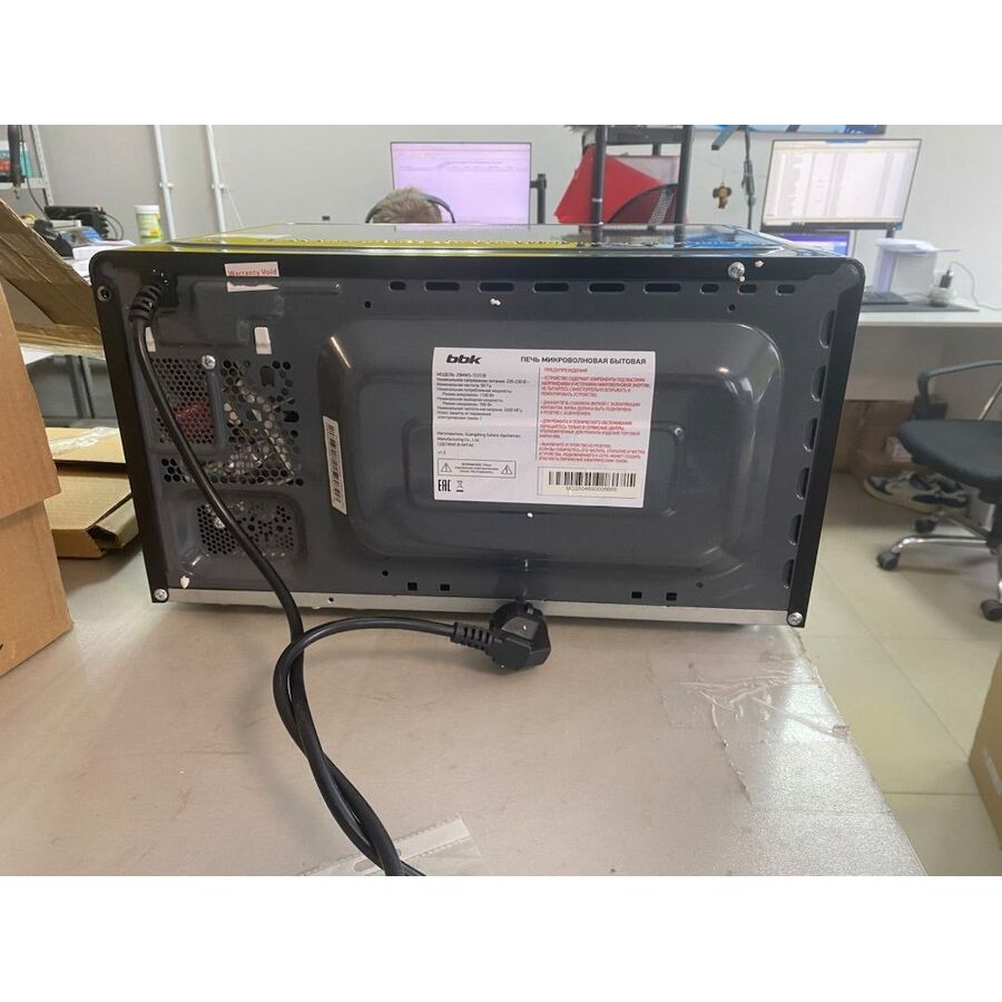 УЦ Микроволновая печь BBK 20MWS-723T/B черный (плохая упаковка, бу, нет документация, замена панели управления)