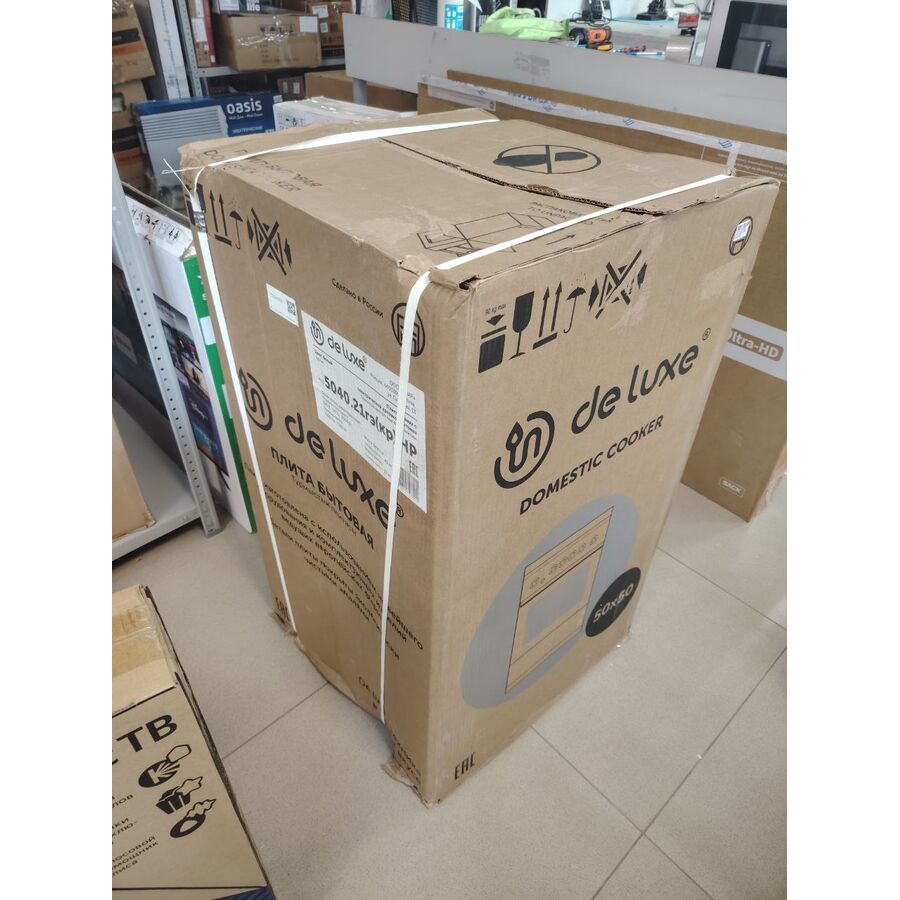 УЦ Плита DE LUXE 5040.21 ГЭкр (R) (плохая упаковка, заводской дефект прокраса, плохо держится переключатель)