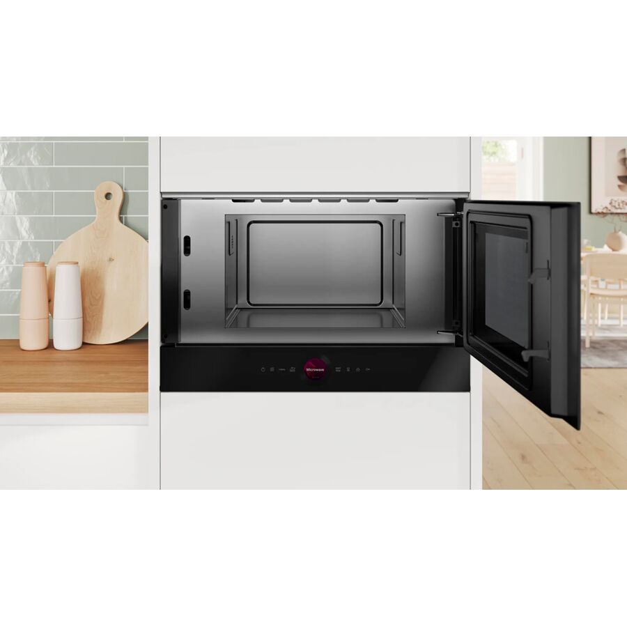 Встраиваемая микроволновая печь Bosch BFR9221B1 черный