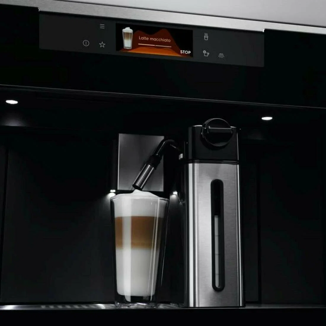 Встраиваемая кофемашина ELECTROLUX KBC85X автоматическая, сенсорное управление нержавеющая сталь и черный