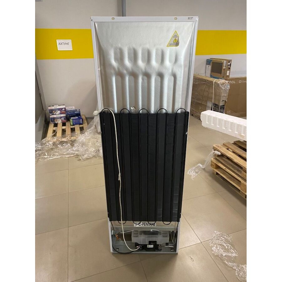 УЦ Холодильник HOTPOINT HT 5180 W белый/серебристый (плохая упаковка, бу, нет документации, ремонт проводки реле компрессора)