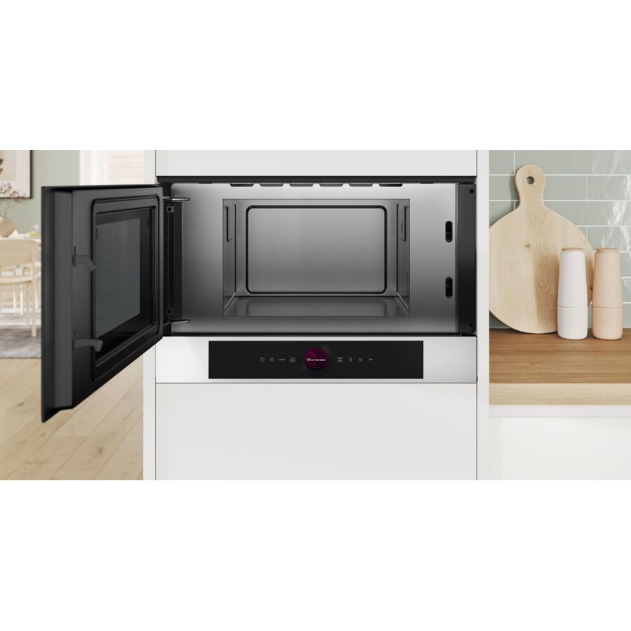 Встраиваемая микроволновая печь BOSCH BFL7221W1 белый 900Вт, 5 режимов, инвертер, 21 л, петли слева