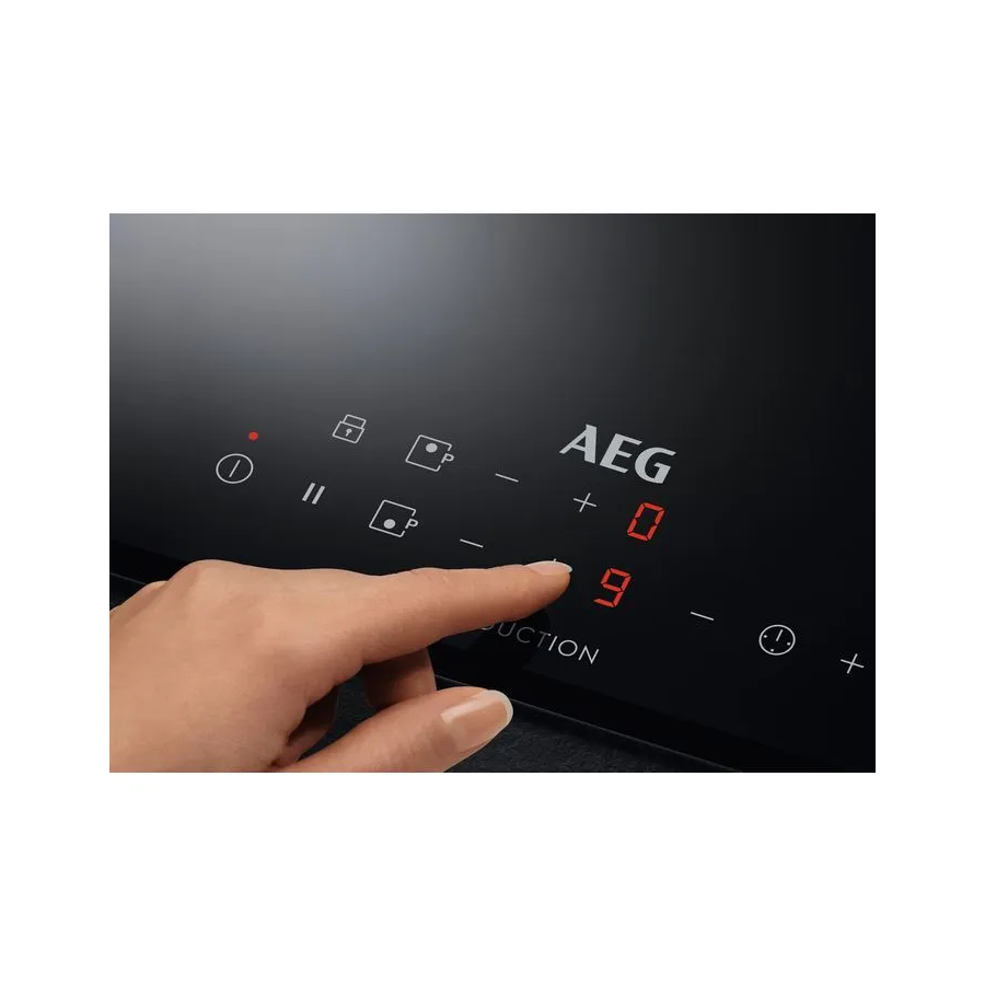 Варочная панель AEG IKB32300CB индукционная черный