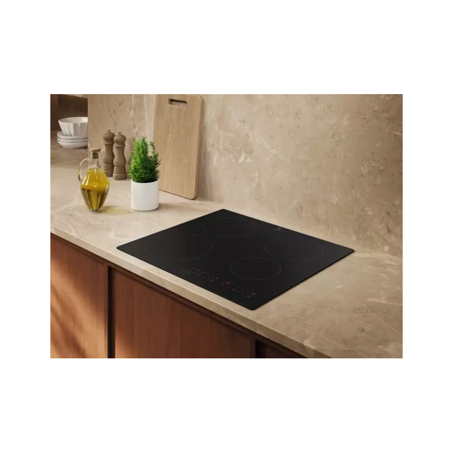 Индукционная варочная поверхность Electrolux EIT60433CT черный