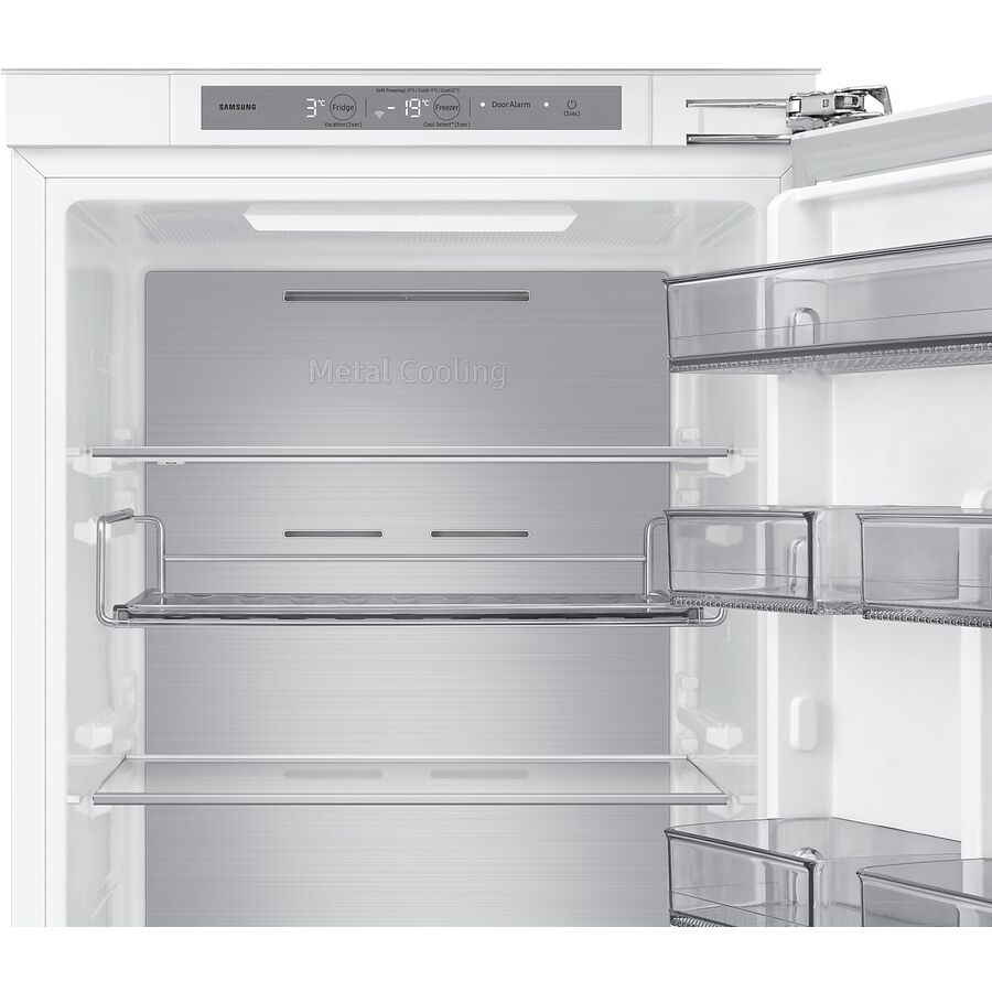 Встраиваемый холодильник Samsung BRB80F26ADF0EO 2-хкамерн. инвертер