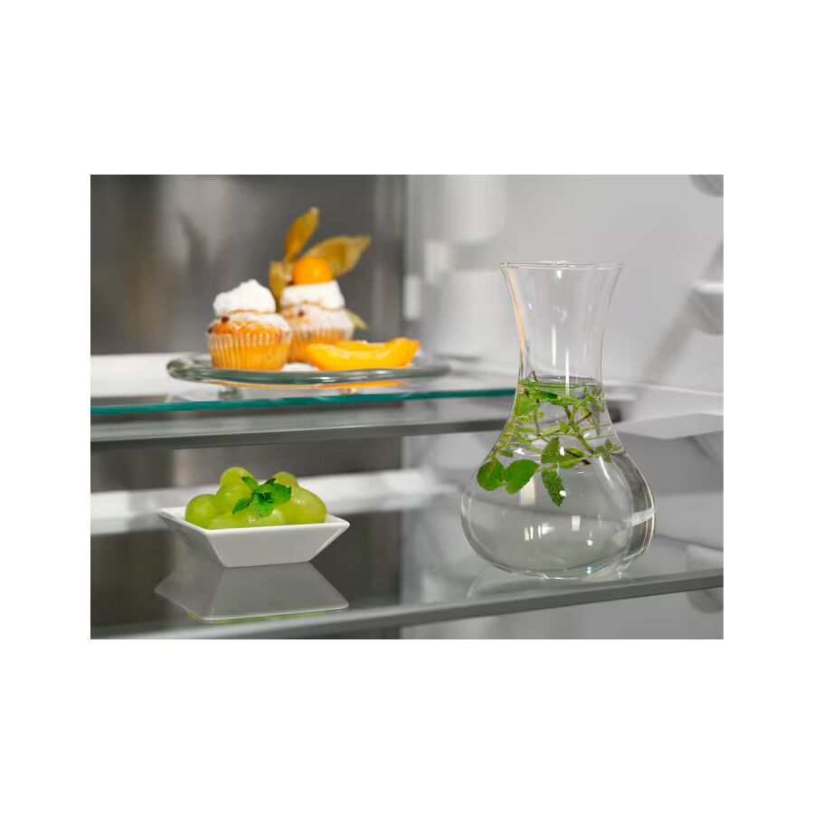 Встраиваемый холодильник Electrolux ENC8MD19S