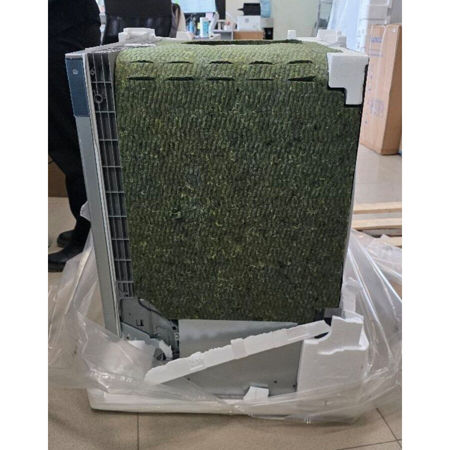 УЦ Встраиваемая посудомоечная машина Bosch SMV4HVX07E (плохая упаковка, небольшое замятие на пластине корпуса)