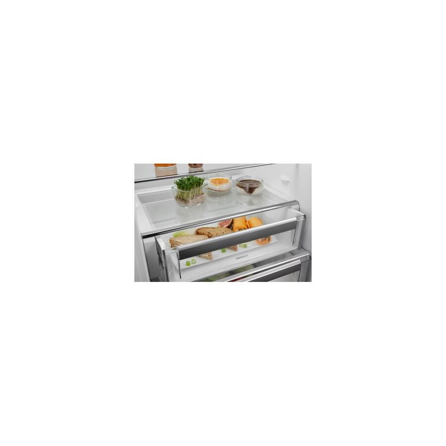 Холодильник Electrolux RNT8TE18S