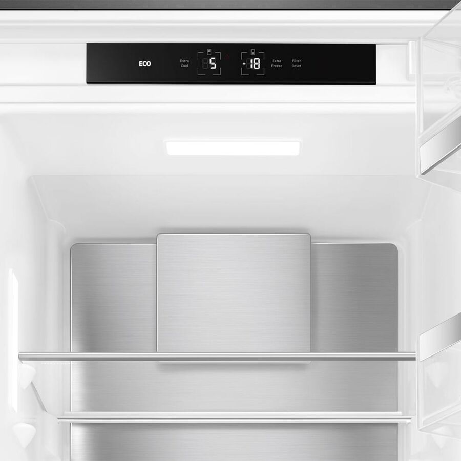 Встраиваемый холодильник Smeg C9174TN5D1 1772х546х549мм, объем 248л (186+62) полный No Frost, жесткое крепление