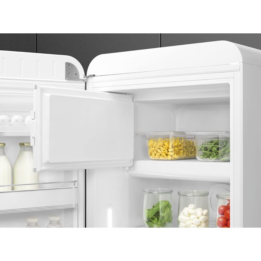 Холодильник SMEG FAB28LWH6 отдельностоящий, стиль 50-х, однокамерный, внутренняя морозильная камера, объем 270л (244 + 26) LED освещение