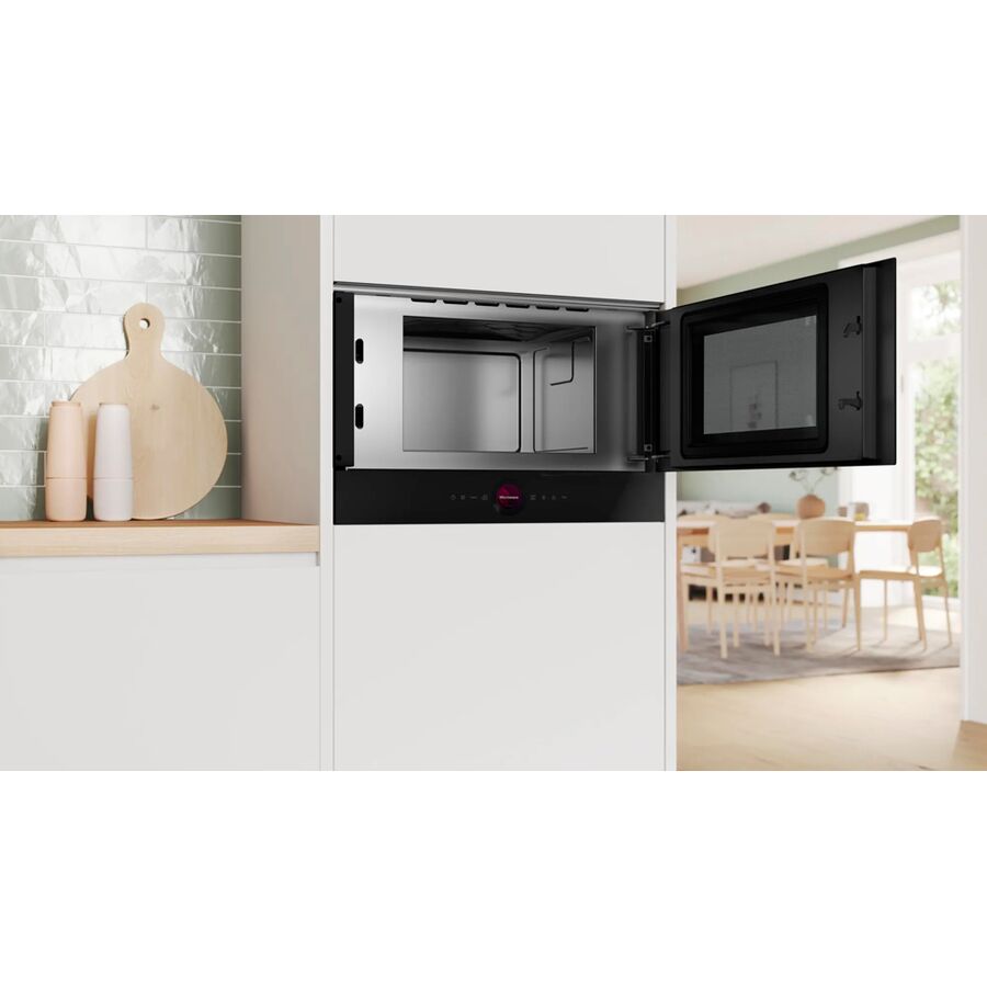 Встраиваемая микроволновая печь Bosch BFR9221B1 черный