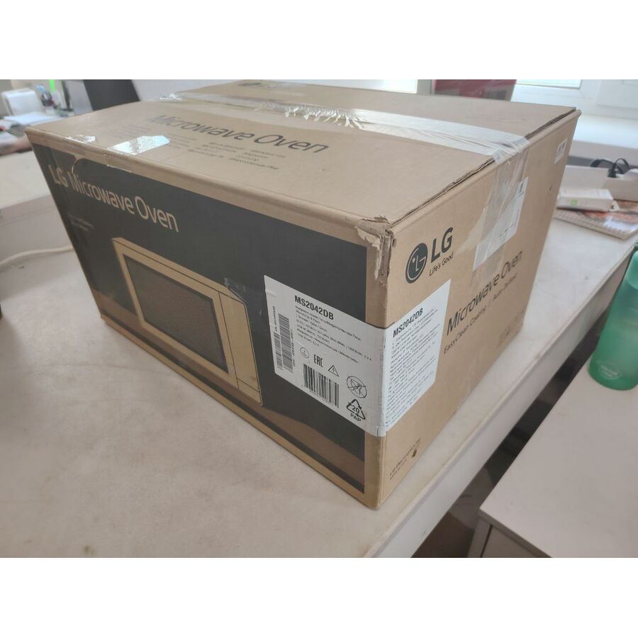 УЦ Микроволновая печь LG MS2042DB 20л., черный (плохая упаковка, нет гар. талона. бу, ремонт ТЭНа)