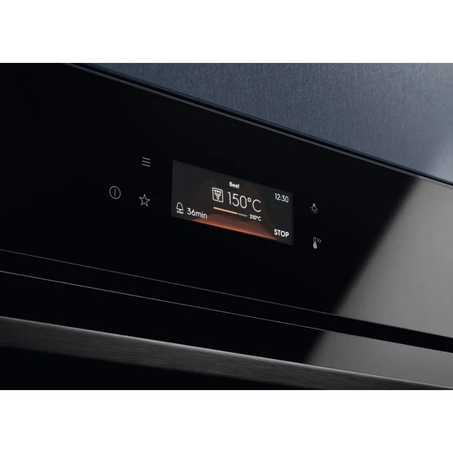 Духовой шкаф Electrolux EOB8S39Z черный