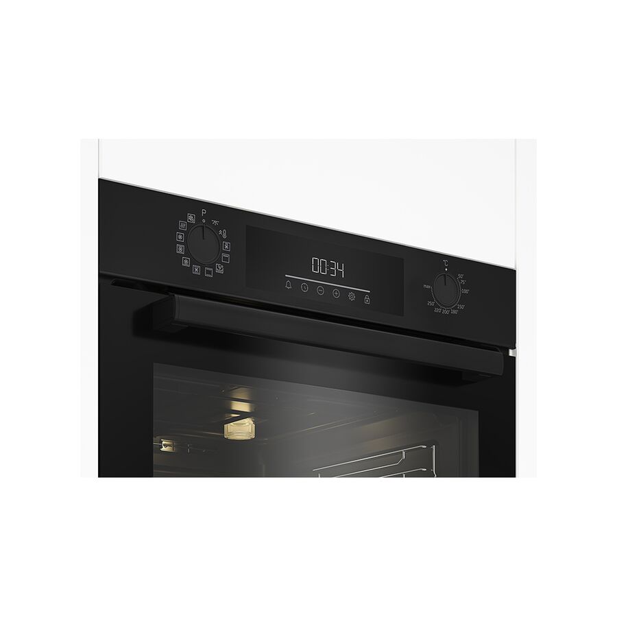 Духовой шкаф Beko BBIM13301B черный