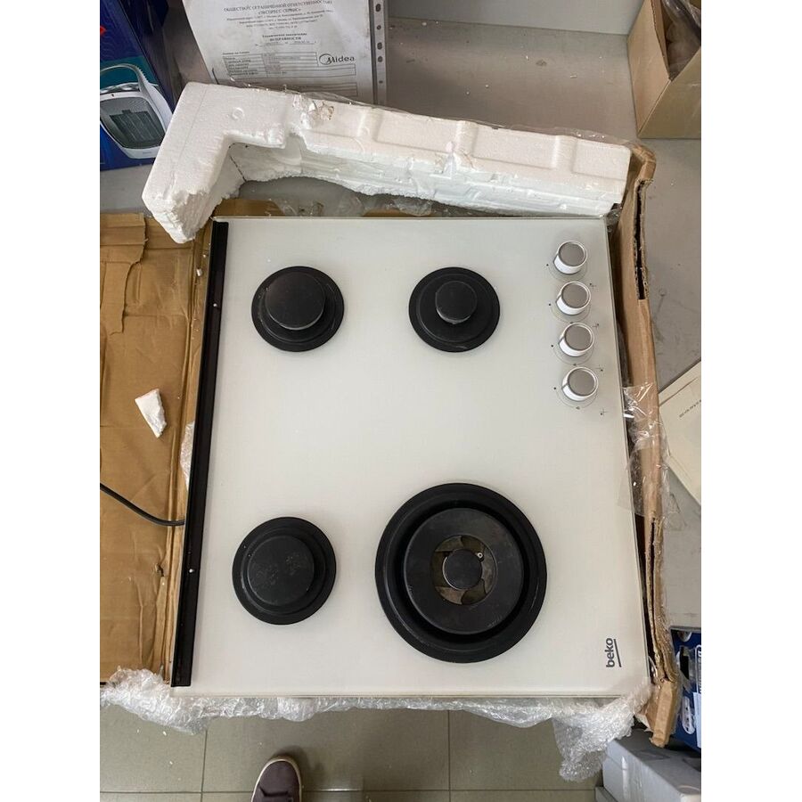 УЦ Газовая варочная панель Beko HILW 64225 SW (плохая упаковка, бу, нет документации, замена газконтроля на правой верхней конфорке)