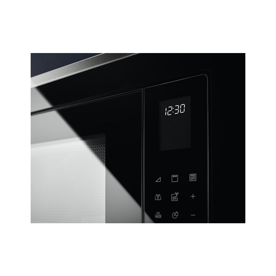 Встраиваемая микроволновая печь ELECTROLUX LMS4253TMX черный/нерж