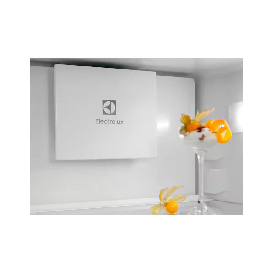 Встраиваемый холодильник ELECTROLUX ENT6MD18S3 комбинированный, No Frost (морозильная камера) электронное управление, полезный объём 248л