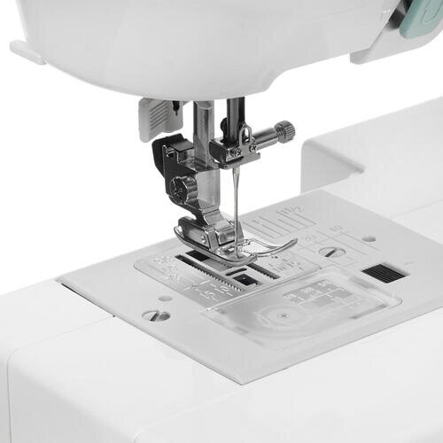 Швейная машина Janome HD 6130 белый/цветы