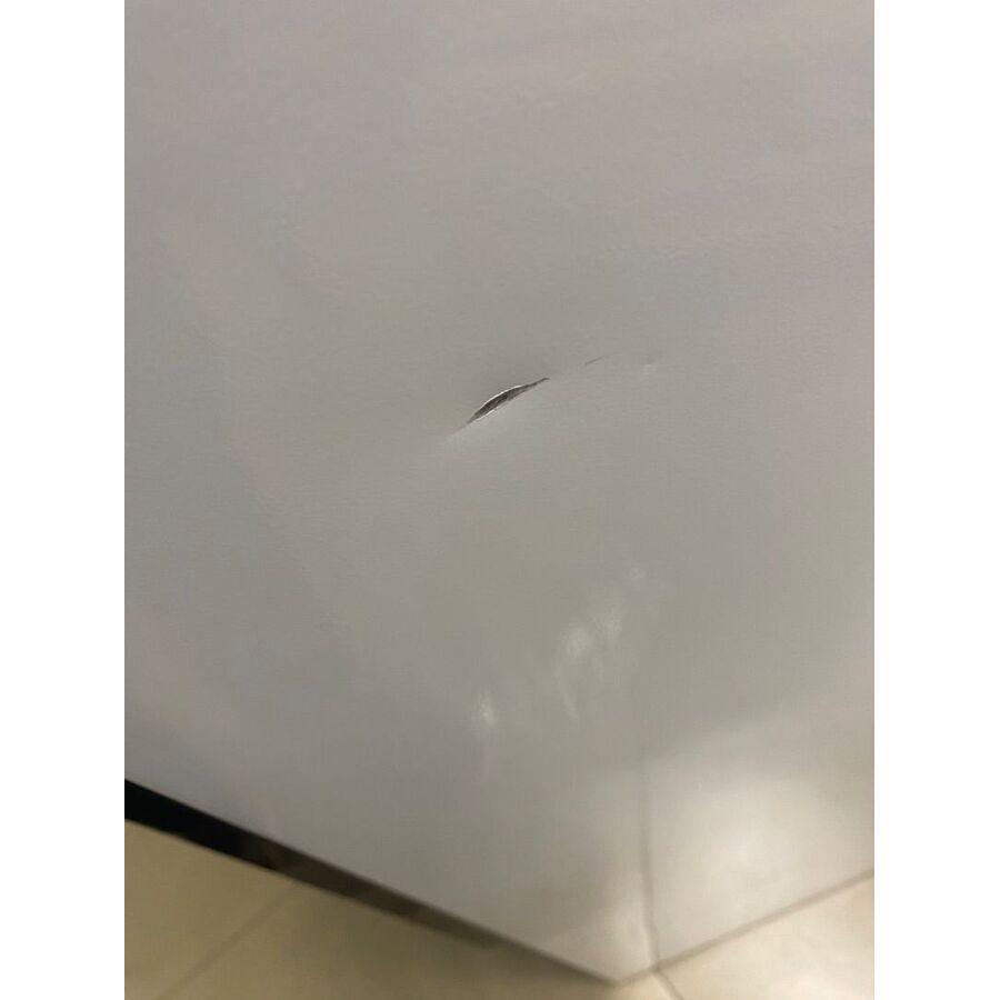 УЦ Холодильник HOTPOINT HT 5180 W белый/серебристый (плохая упаковка, бу, нет документации, ремонт проводки реле компрессора)