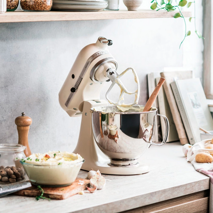 Миксер планетарный KitchenAid Artisan 5KSM125EMH молочный 4.8 л