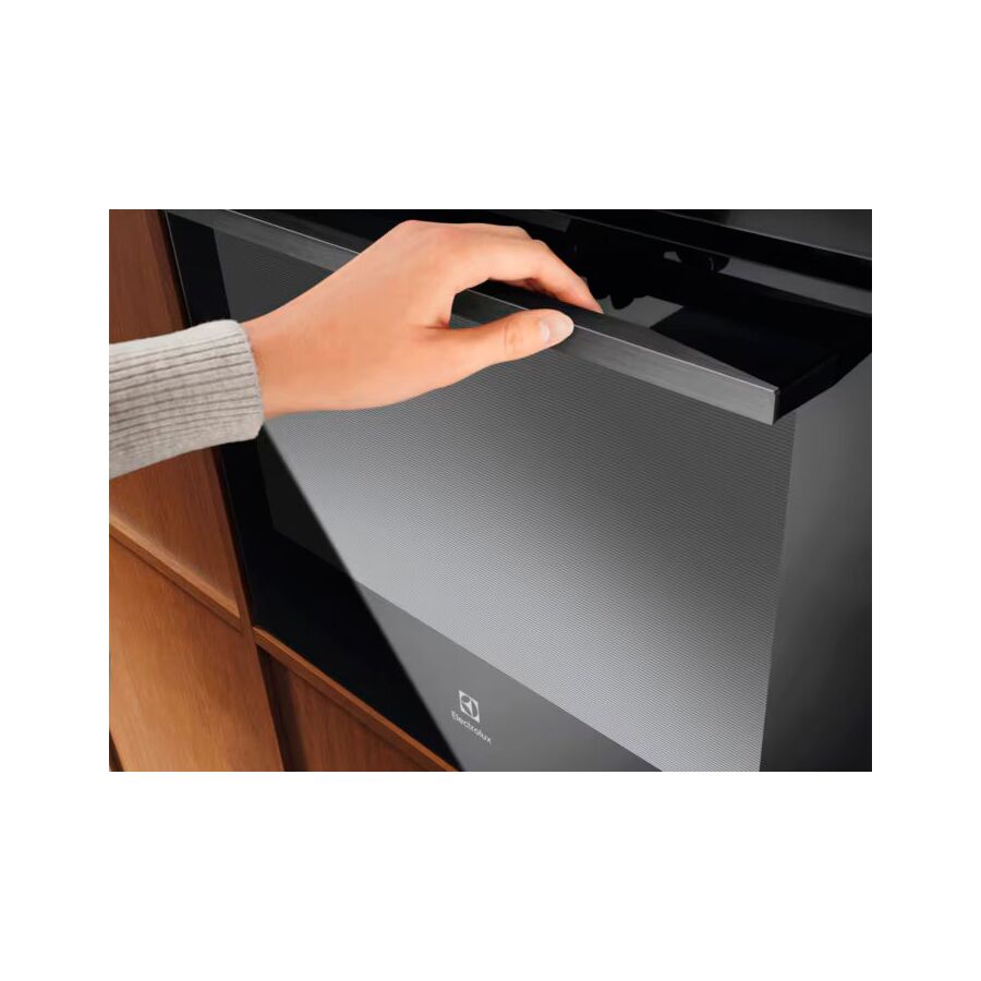 Духовой шкаф Electrolux KOFBH39H черный