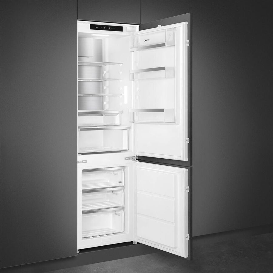 Встраиваемый холодильник Smeg C9174TN5D1 1772х546х549мм, объем 248л (186+62) полный No Frost, жесткое крепление