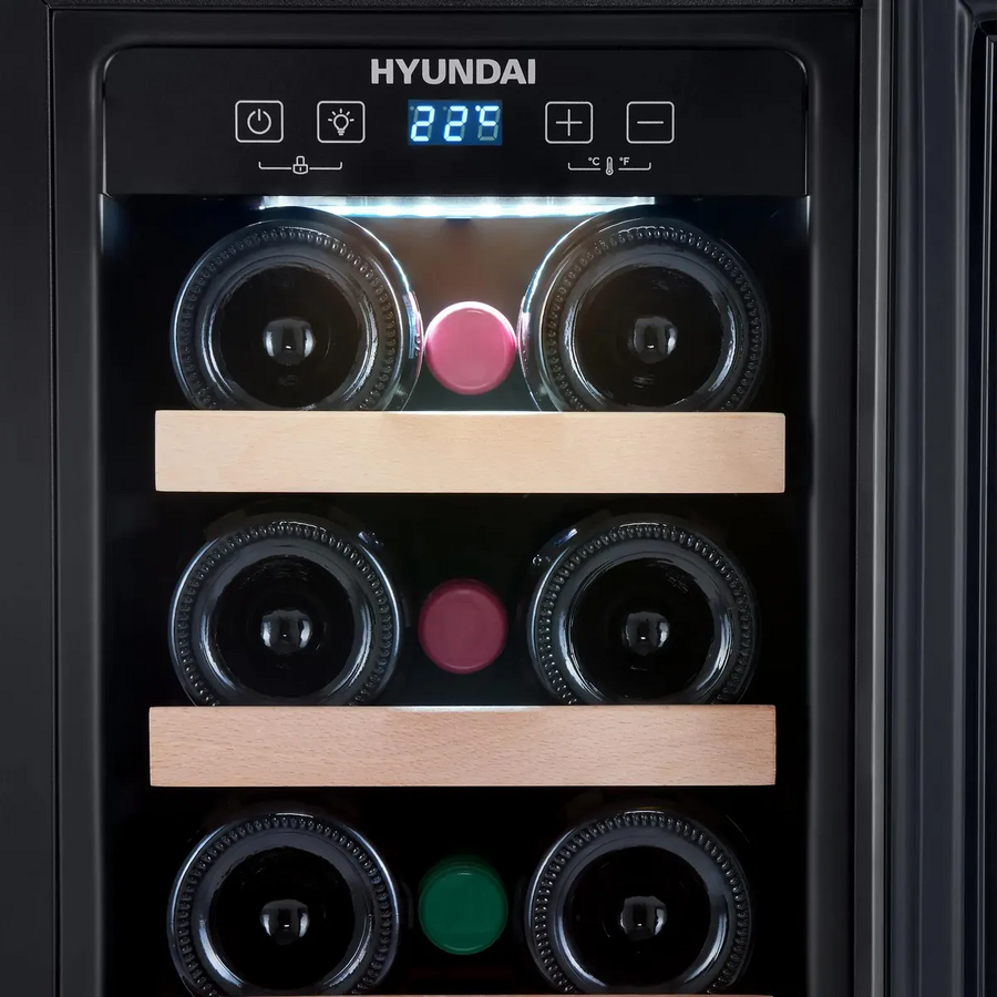 Винный шкаф Hyundai HBWC 0831 SU, вместимость: 20 бутылок, 56л, 82см, черный