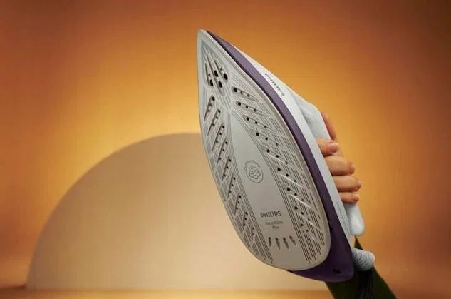 Парогенератор Philips PSG6020/30 PetfectCare белый/фиолетовый