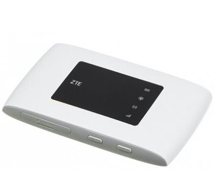 3G/ 4G LTE WiFi роутер ZTE MF920 с аккумуляторной батареей.